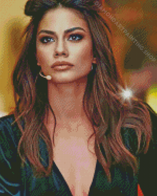 The Beautiful Actress Demet Ozdemir Diamond Painting