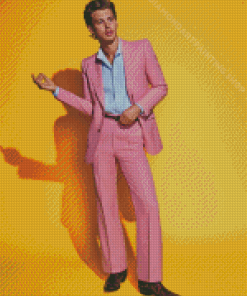 Austin Butler In Pink Classy Outfit Diamond Painting