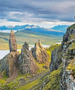 The Old Man Of Storr Hill Diamond Painting